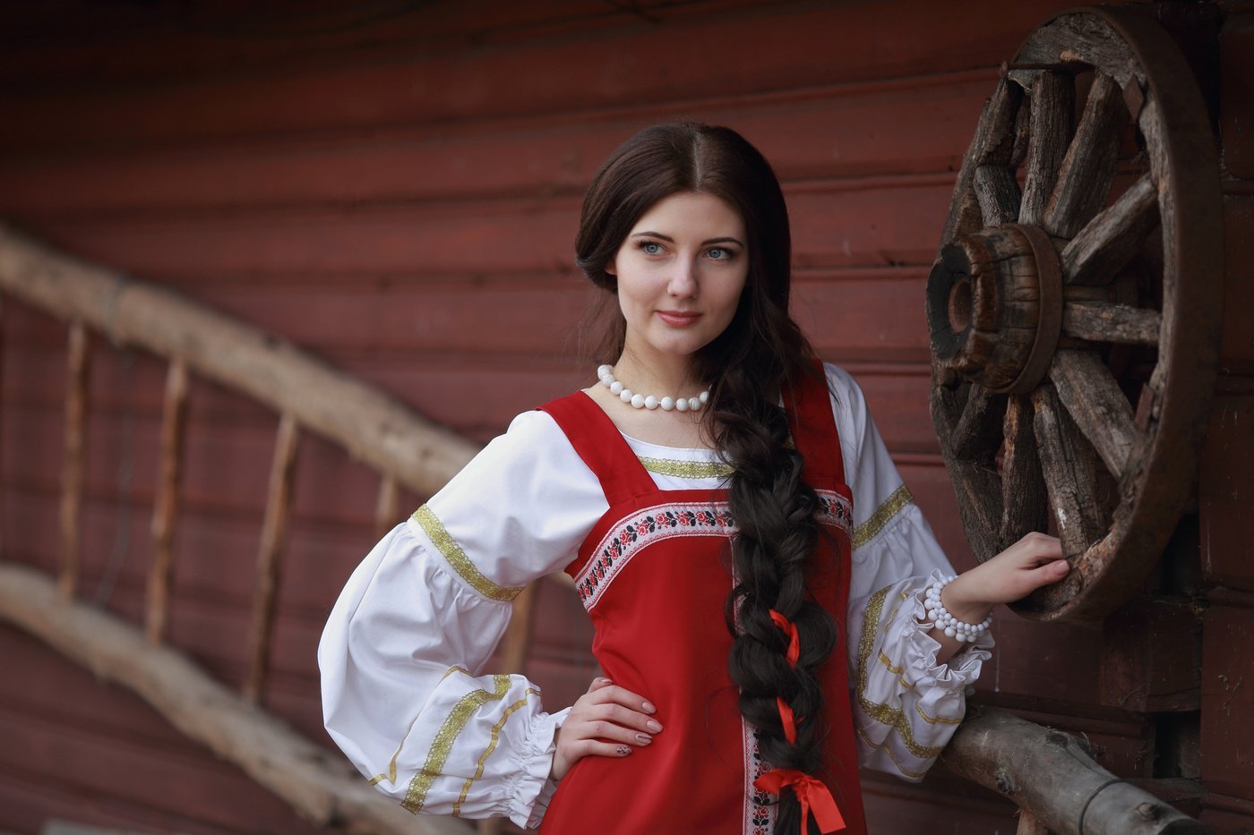 Girls in Slavic costumes in Skopje