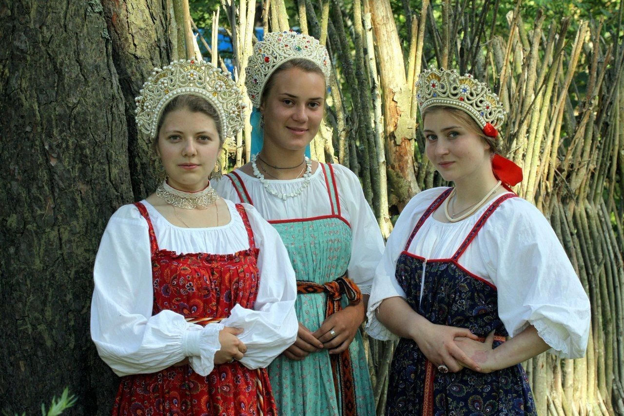 Sexy model Girls in Slavic costumes in Skopje